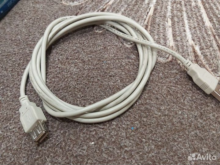 Кабель для компьютера