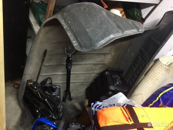 Коврик багажника на Паджеро (пластиковый поддон в