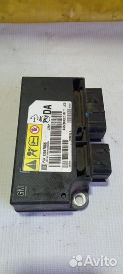 Блок управления Airbag SRS Chevroiet Cobalt седан