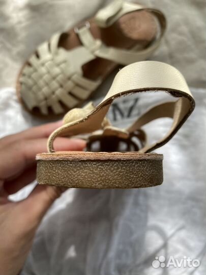 Сандали босоножки zara для девочки