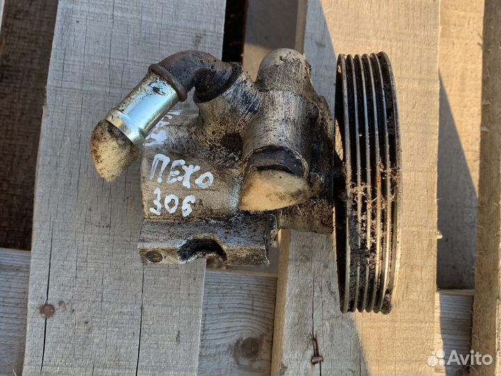 Насос гур peugeot 306