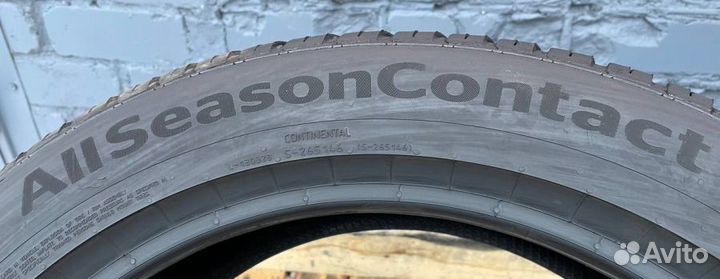 Continental AllSeasonContact 235/50 R20