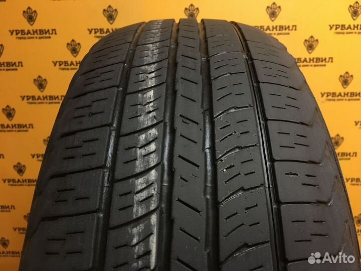 Kumho Road Venture APT KL51 215/65 R16 102H