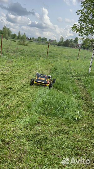 Газонокосилка самоходная на пульте