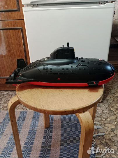 Игрушка подводная лодка