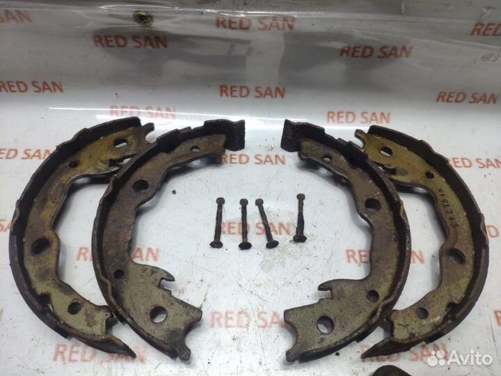 Механизм стояночного тормоза Toyota Rav 4 ALA30R