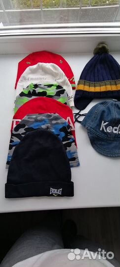 Шапки для мальчика 2-4 лет пакетом