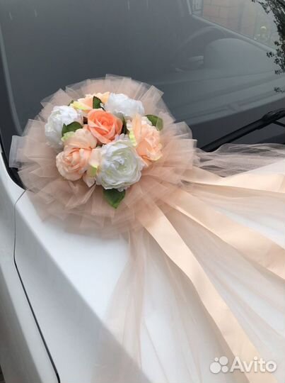 Свадебные украшения на машину