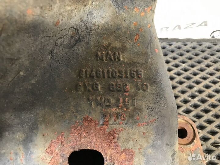 Кронштейн гура Man F2000