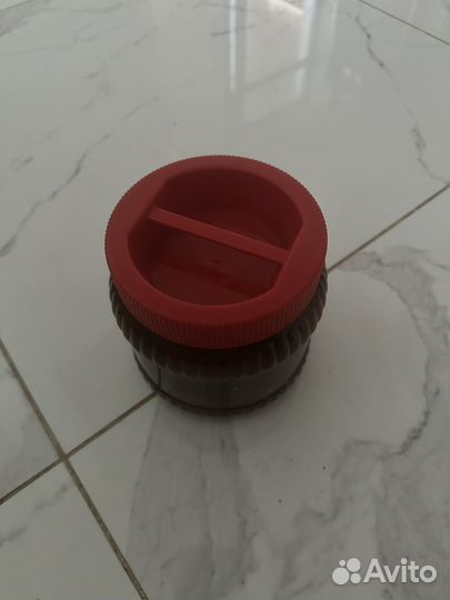 Фигурная пластиковая банка