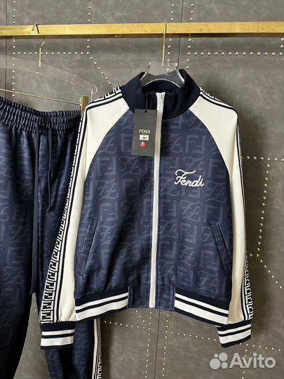 Костюм спортивный женский Fendi