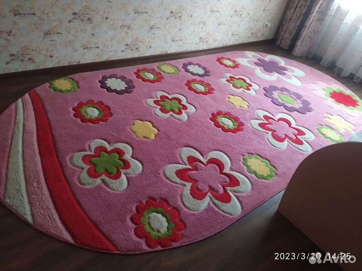 Ковёр в детскую комнату