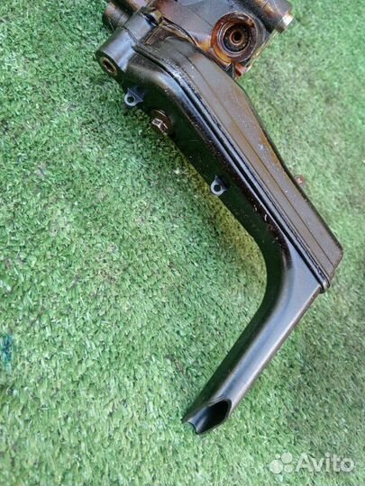 Масляный насос Ford Focus 1.8 2010