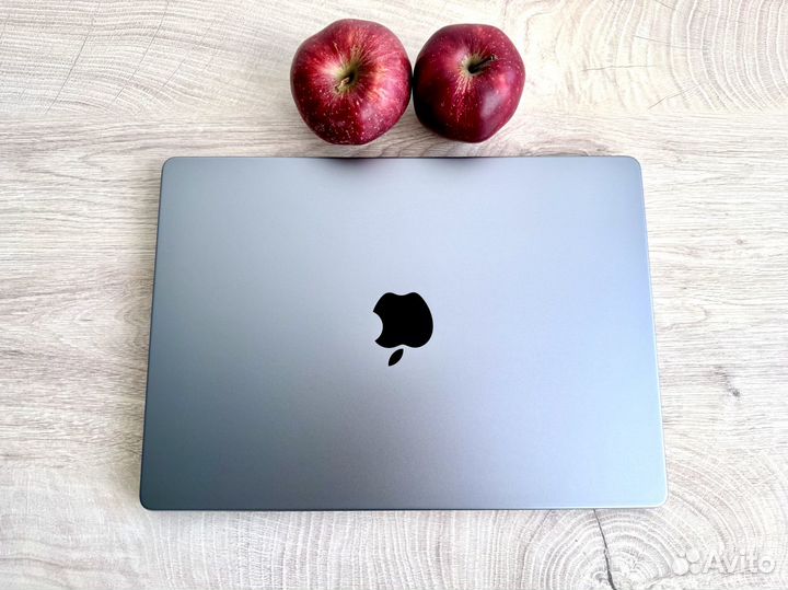 Новый MacBook Pro 14