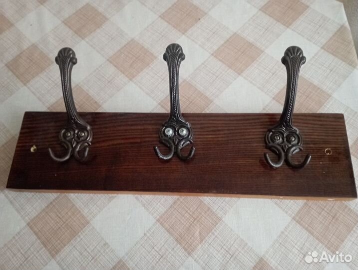 Вешалка настенная бу