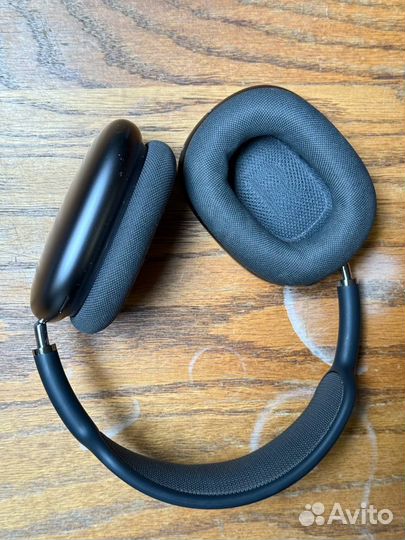 Наушники Apple AirPods Max – черный цвет, отличное