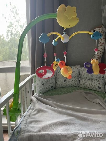 Мобиль музыкальный детский на кроватку