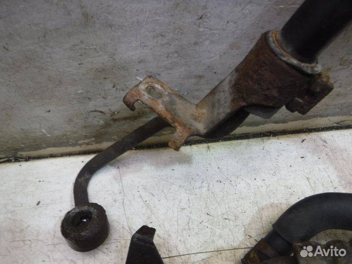 Шланг гидроусилителя Mazda Demio DW (1997—2003)