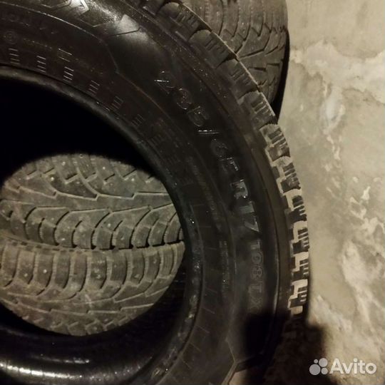 Nokian Tyres Hakkapeliitta 5 SUV 235/65 R17