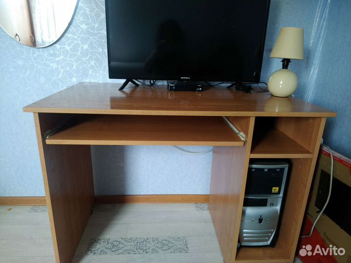 Компьютерный столик бу