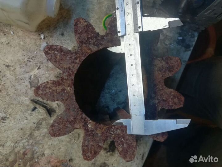 Шестерня поворота редуктора