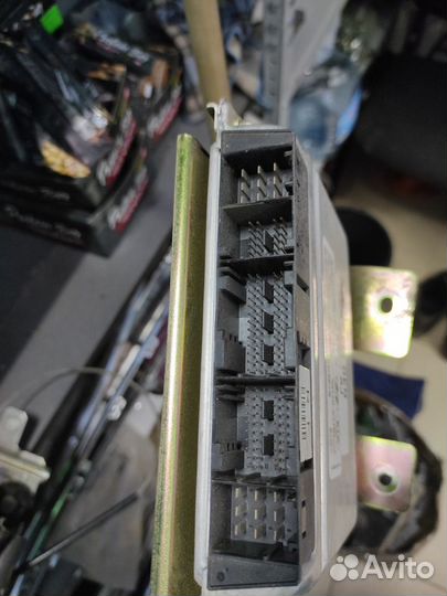 Блок управления двигателем эбу rio 1 391102x161