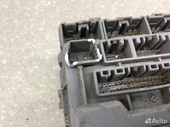 Блок предохранителей Honda CR-V 2007-2012