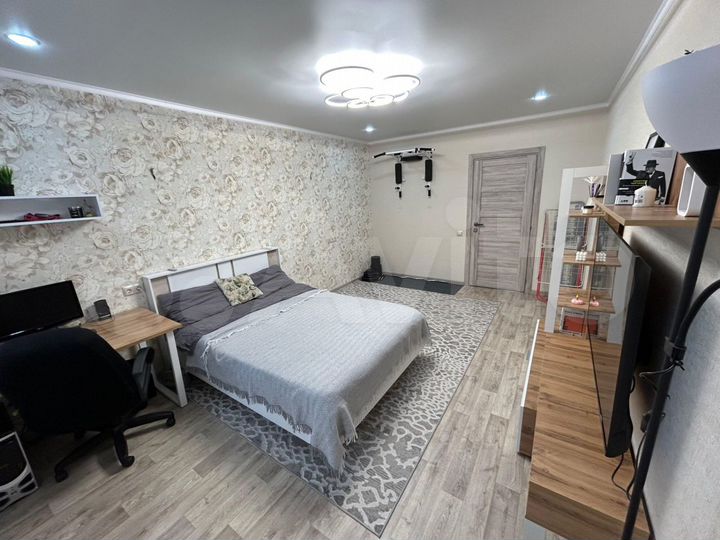 2-к. квартира, 75,1 м², 13/17 эт.