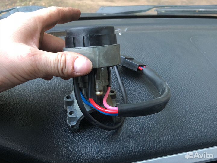 Замок зажигания на priora