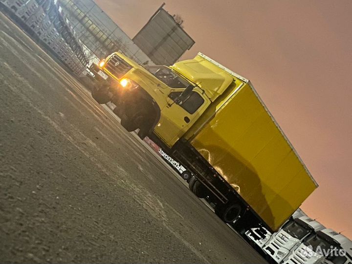 Грузоперевозки машины с гидробортом