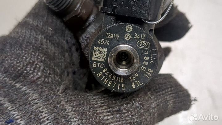 Форсунка топливная Skoda SuperB, 2012