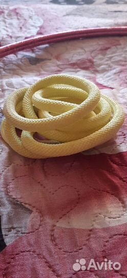 Предметы для гимнастики(обруч,скакалки)