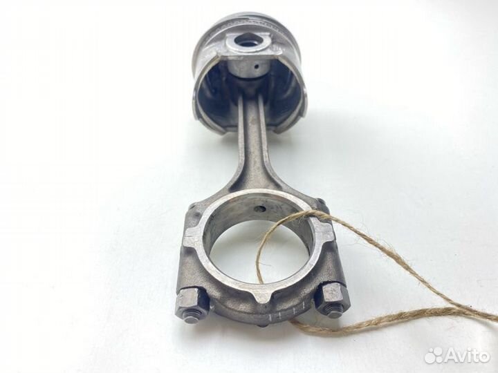 Поршень с шатуном Mitsubishi Libero CB1V 4G13 1999