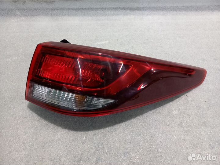 Фонарь правый Rio 4 Рестайл (2020 - 2023) Галоген