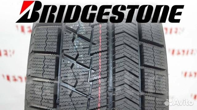 Bridgestone Blizzak VRX 215/50 R17 112