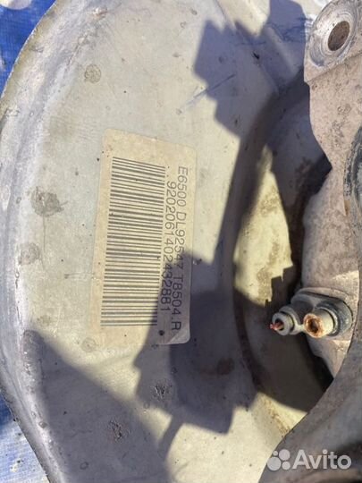 Задний правый поворотный кулак Bmw E65 седан 2003