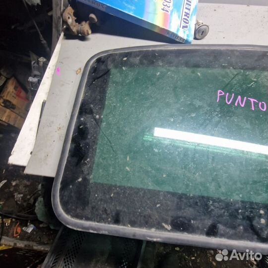 Стекло люка Fiat punto 1