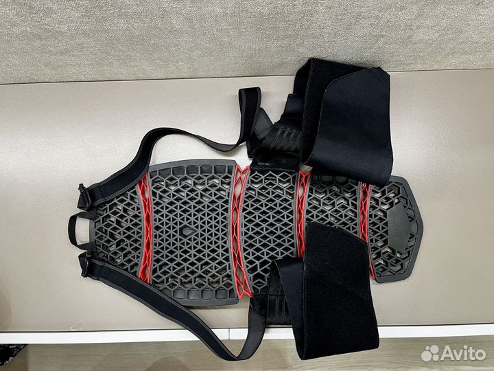 Защита спины Dainese PRO armor back