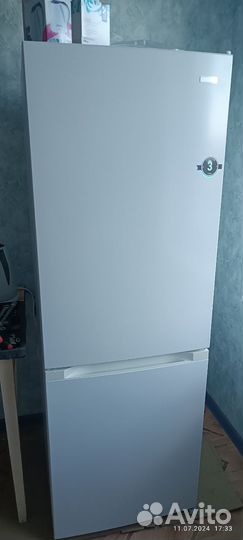 Холодильник новый