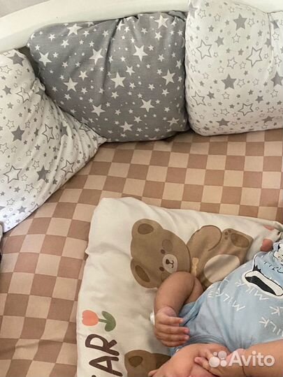 Бортики в кроватку для девочки