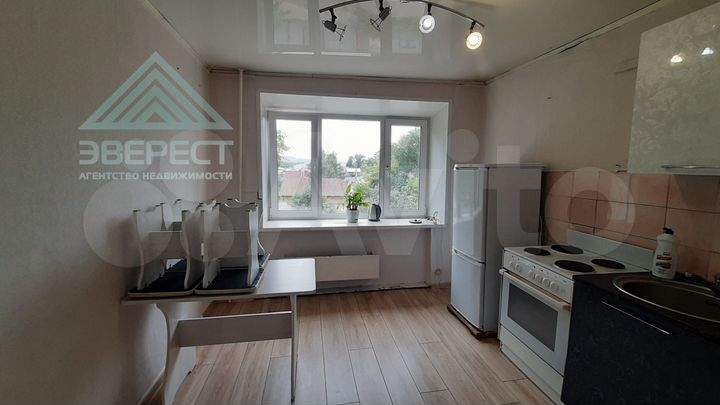 2-к. квартира, 47 м², 3/5 эт.