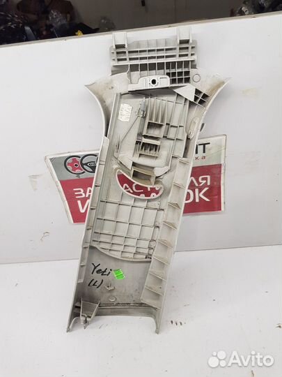 Обшивка стойки центральная верхняя левая