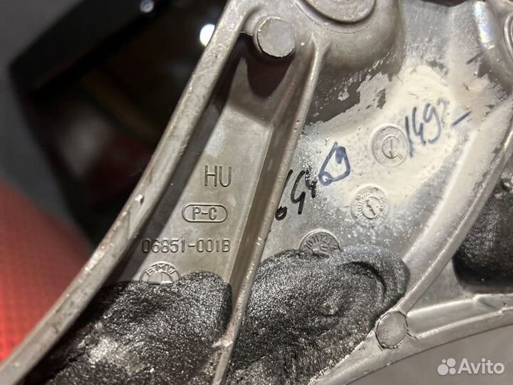 Распорка стоек Bmw 5 G30 2020