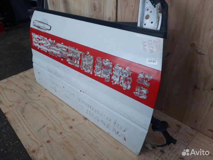 Дверь боковая прав. перед. mitsubishi lancer