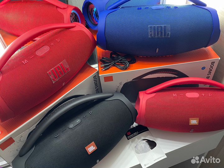 Колонка JBL Boombox 3