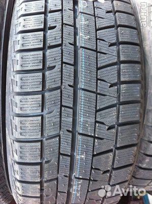 Yokohama Ice Guard Studless IG50 215/60 R16