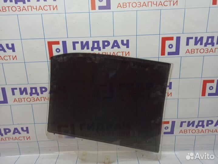 Стекло двери задней левой Hyundai Accent 2 83410-2