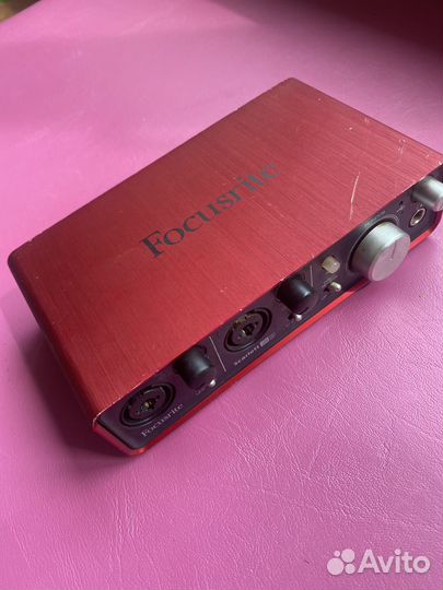 Звуковая карта Focusrite scarlett 2i2 2 gen