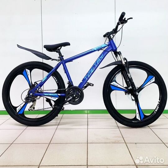 Новый велосипед на литых дисках