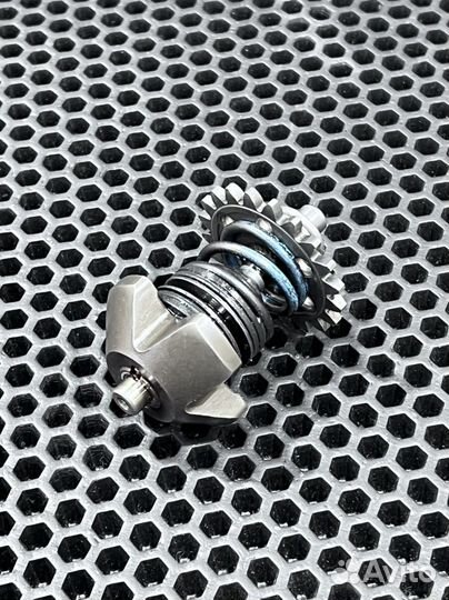 Механизм мощностного клапана Yamaha YZ 125